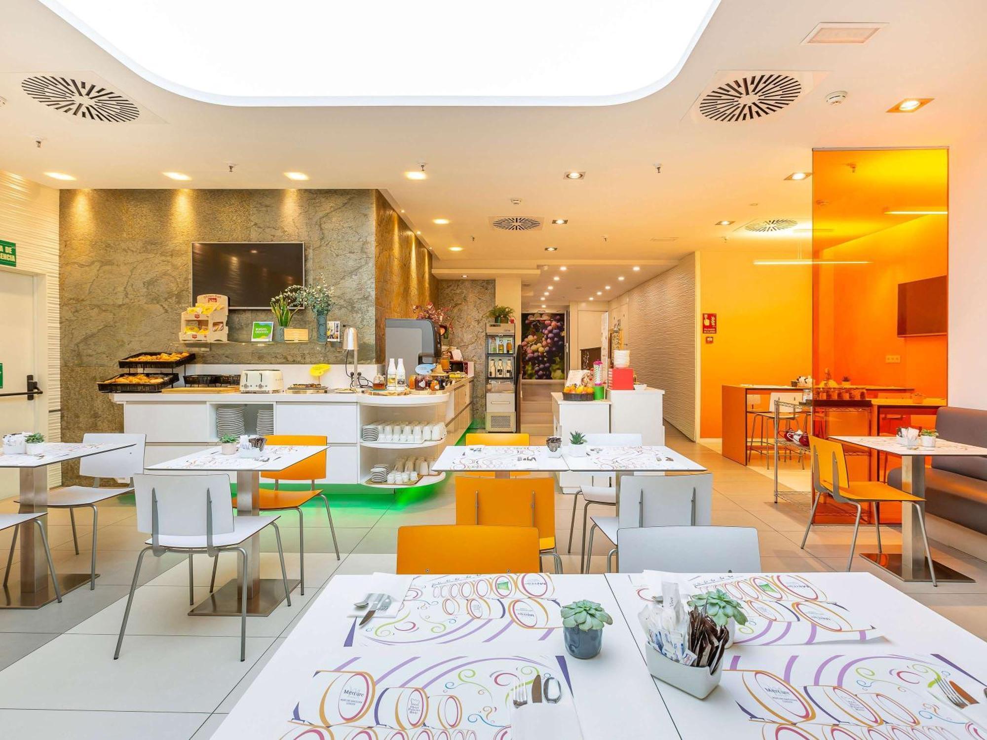 Ibis Styles Madrid Prado Hotel Kültér fotó