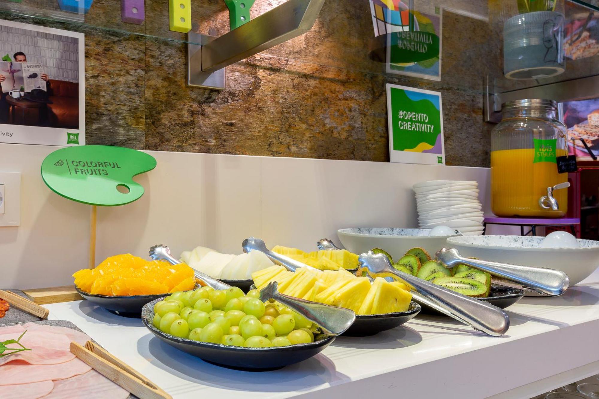 Ibis Styles Madrid Prado Hotel Kültér fotó