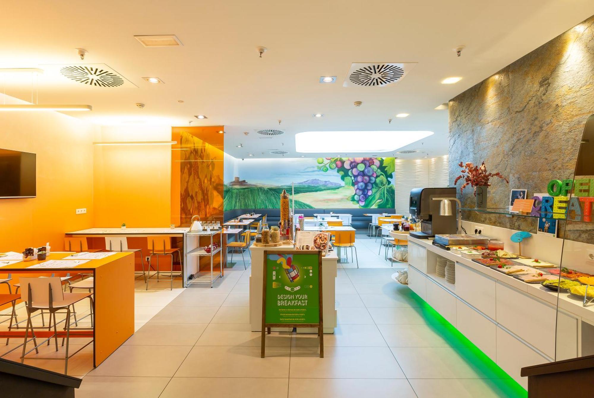 Ibis Styles Madrid Prado Hotel Kültér fotó