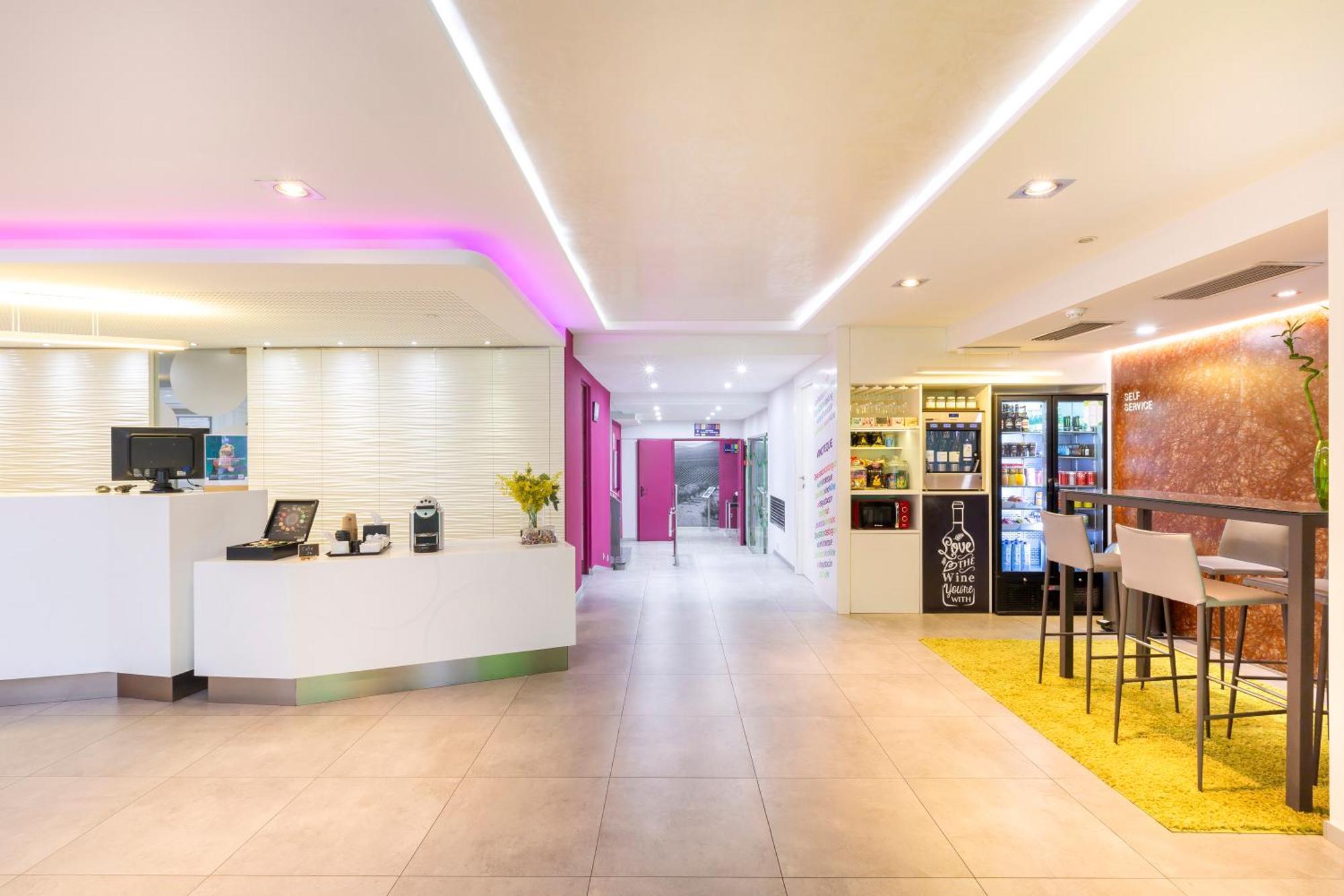 Ibis Styles Madrid Prado Hotel Kültér fotó