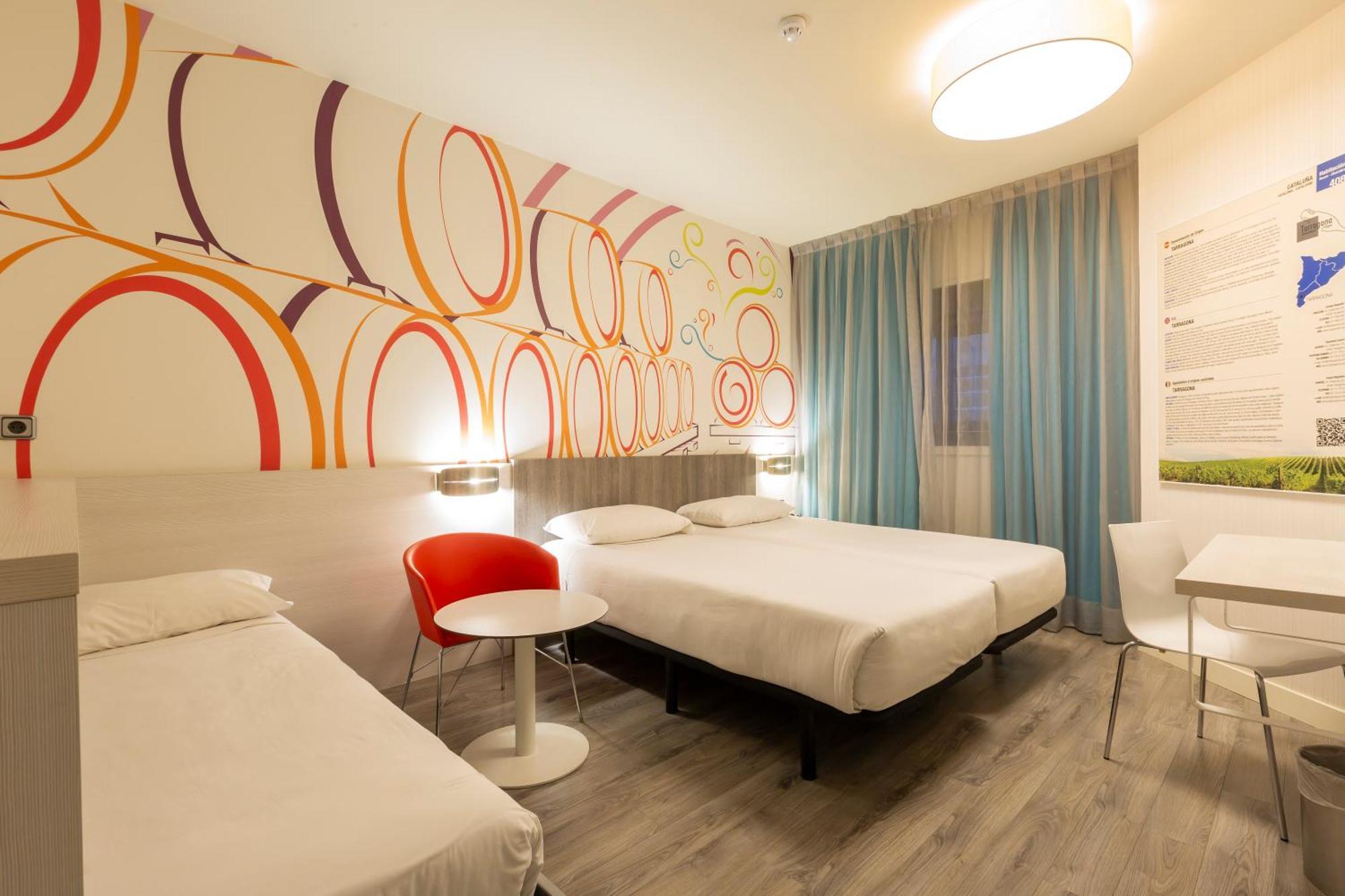 Ibis Styles Madrid Prado Hotel Kültér fotó