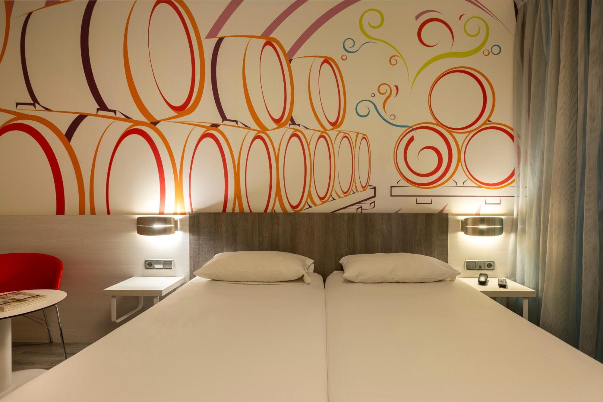 Ibis Styles Madrid Prado Hotel Kültér fotó