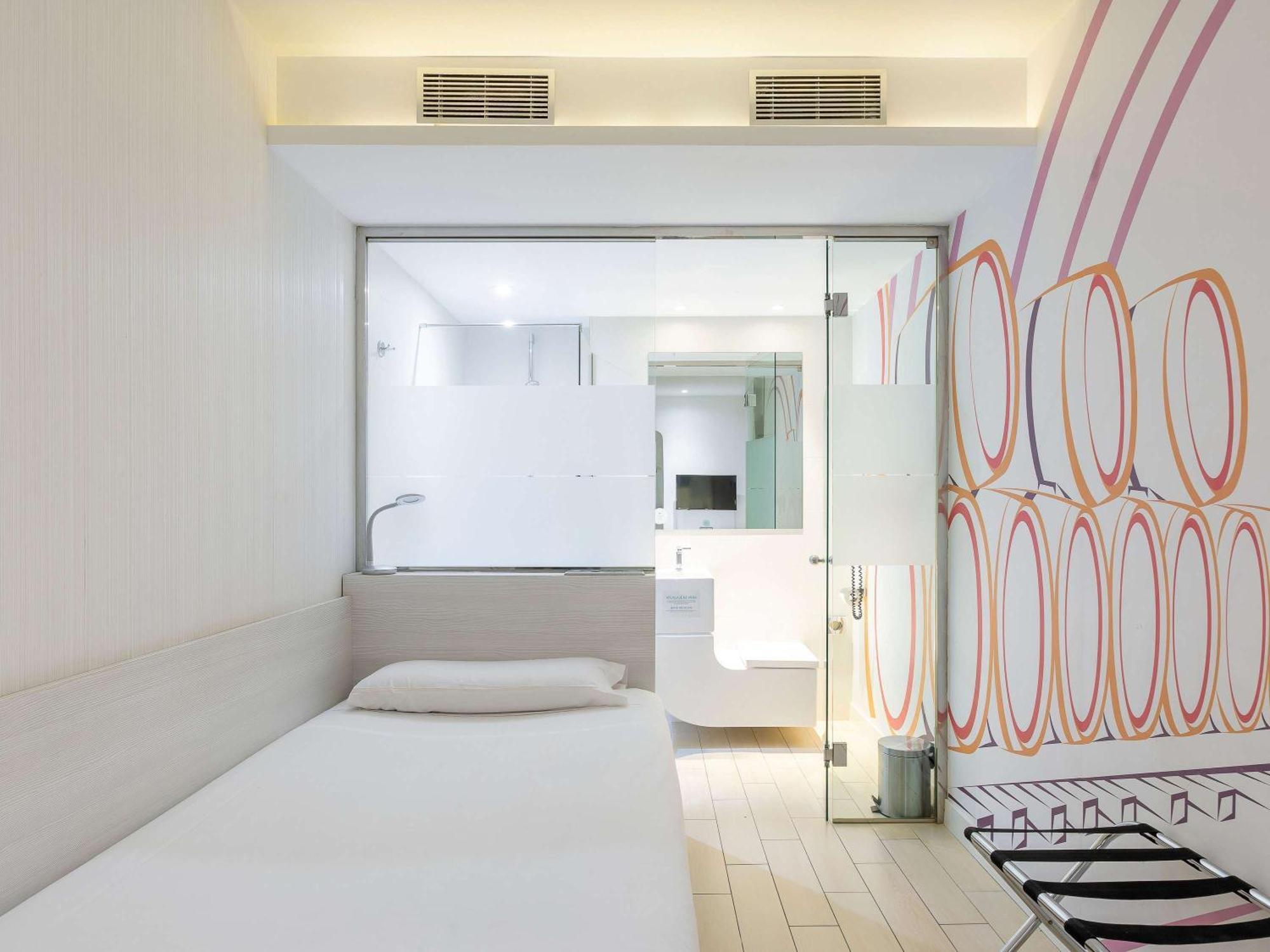 Ibis Styles Madrid Prado Hotel Kültér fotó