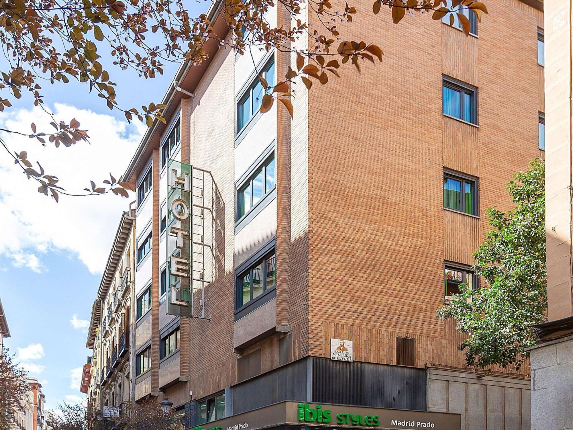 Ibis Styles Madrid Prado Hotel Kültér fotó