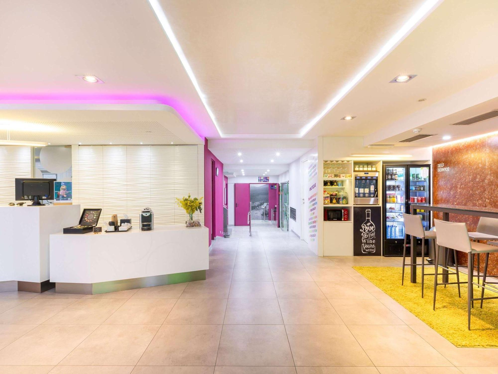 Ibis Styles Madrid Prado Hotel Kültér fotó